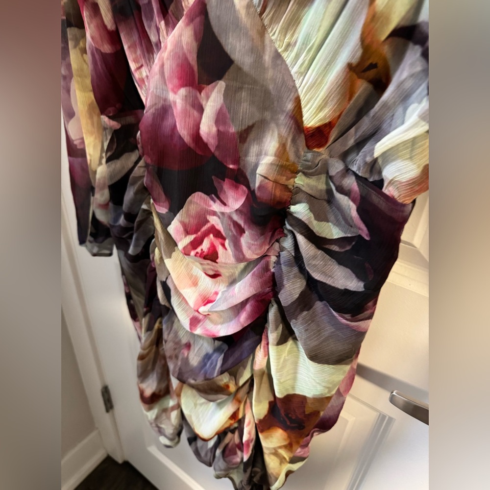 Express Dress - new with tags - Picture 2 of 9